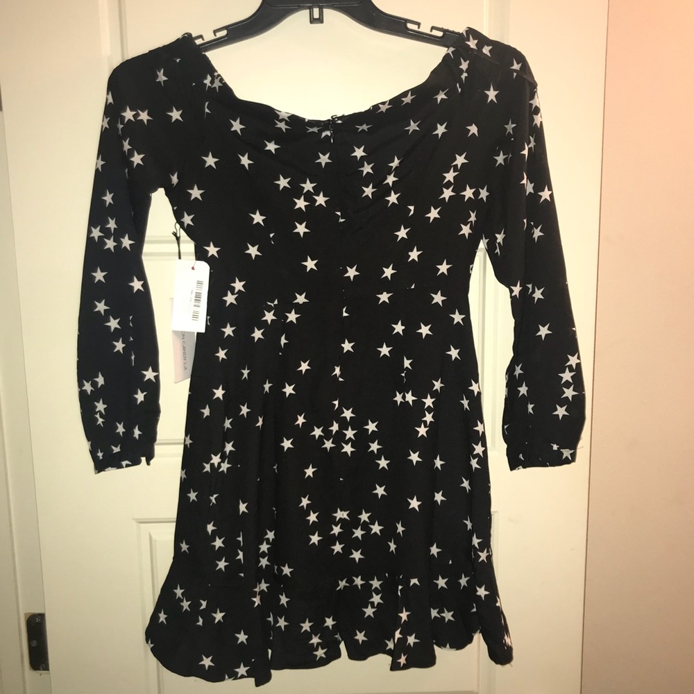 Off shoulder star print dress
